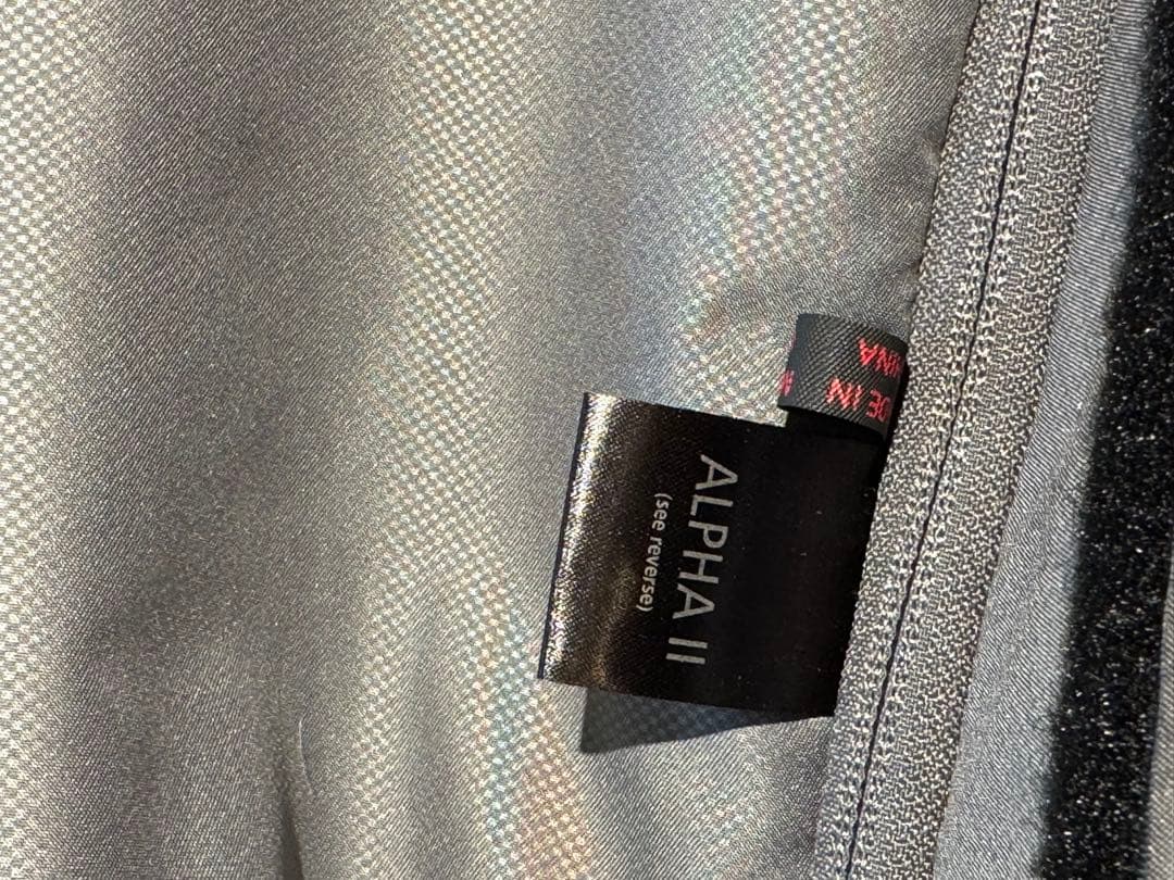 美品　TUMI ALPHA2 コンパクト・4ウィール・ブリーフ　おまけ付き