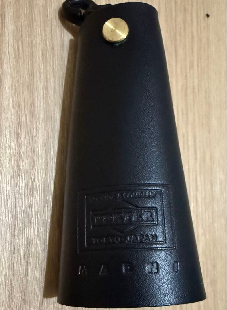 未使用に近い　マルニポーター ブラック レザー キーケース