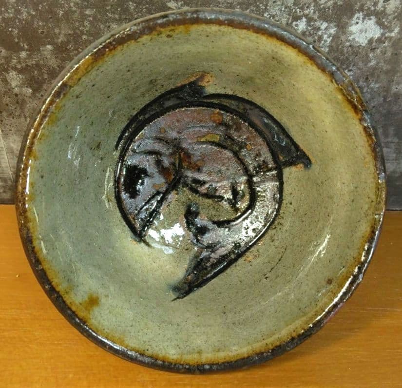 人間国宝 金城次郎 ぐい呑 栞 共箱 美品 やちむん 壺屋焼 壷屋焼 魚紋ぐい呑