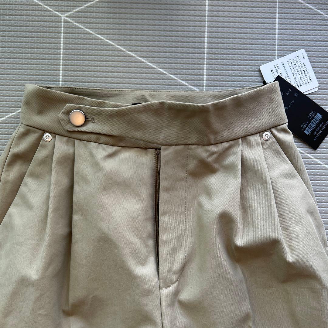 アニュアンス　ベルトデザインチノパンツ