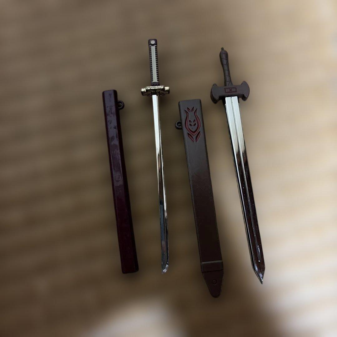 ヘ*ド様 アカメが斬る！　キーホルダーセット 武器 道具 6種セット