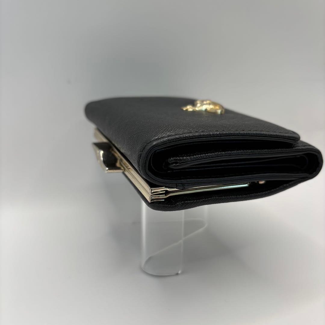 vivienne westwood 三つ折り財布　ブラック　がま口　ゴールド