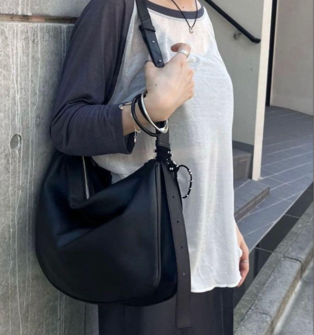 ear PAPILLONNER イアパピヨネ　スワローマルチショルダーバッグ