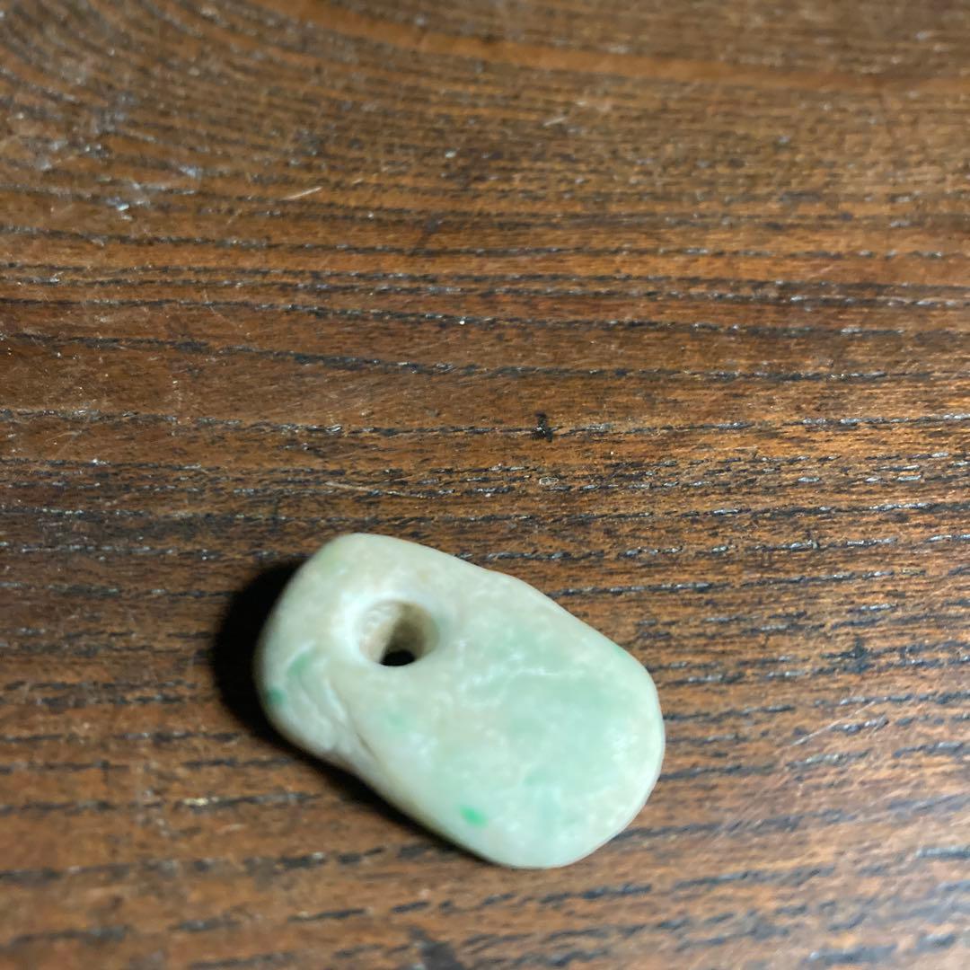 新年赤札セール❗️【ギャラリー三益】古美術　翡翠勾玉