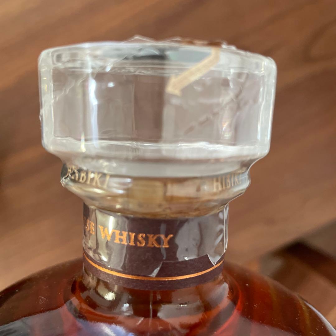 サントリー響 21年ウイスキー 700ml 新品未開封箱綺麗