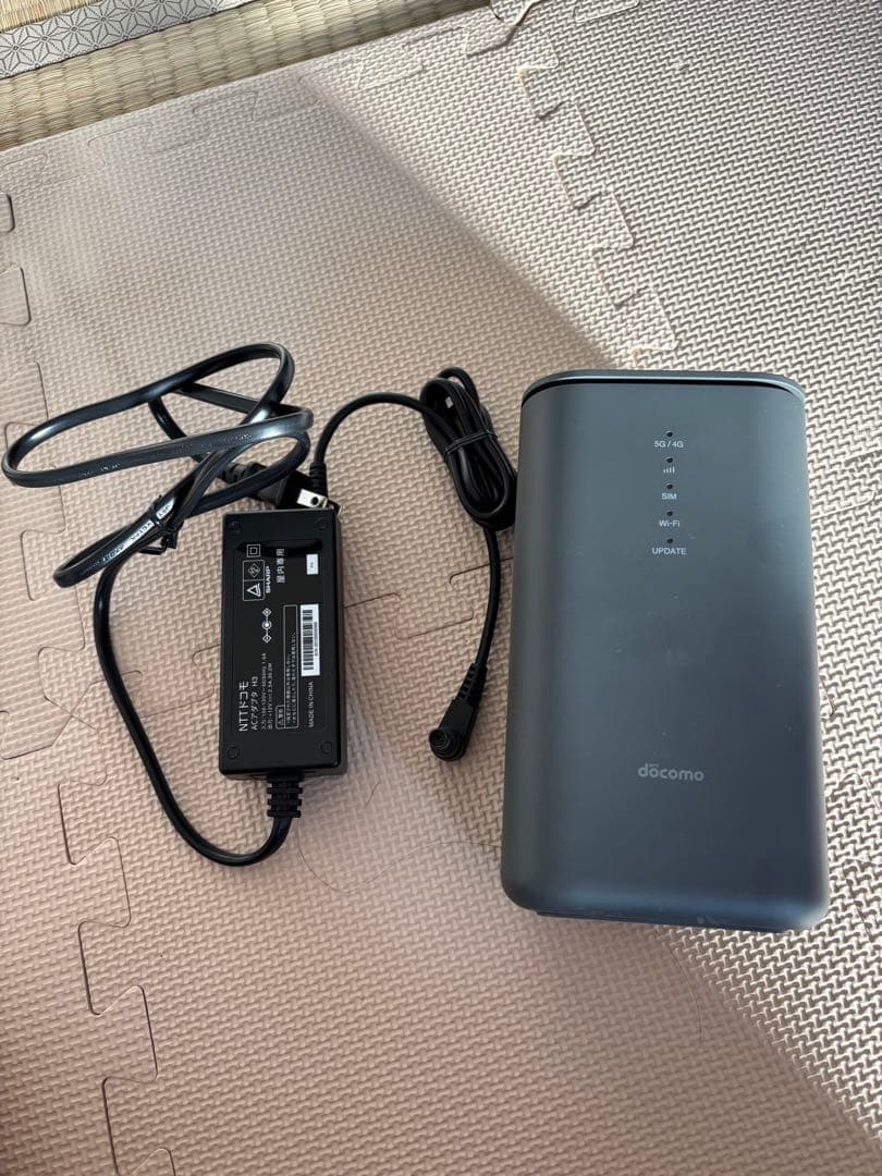 docomo  5G HR02 ルーター