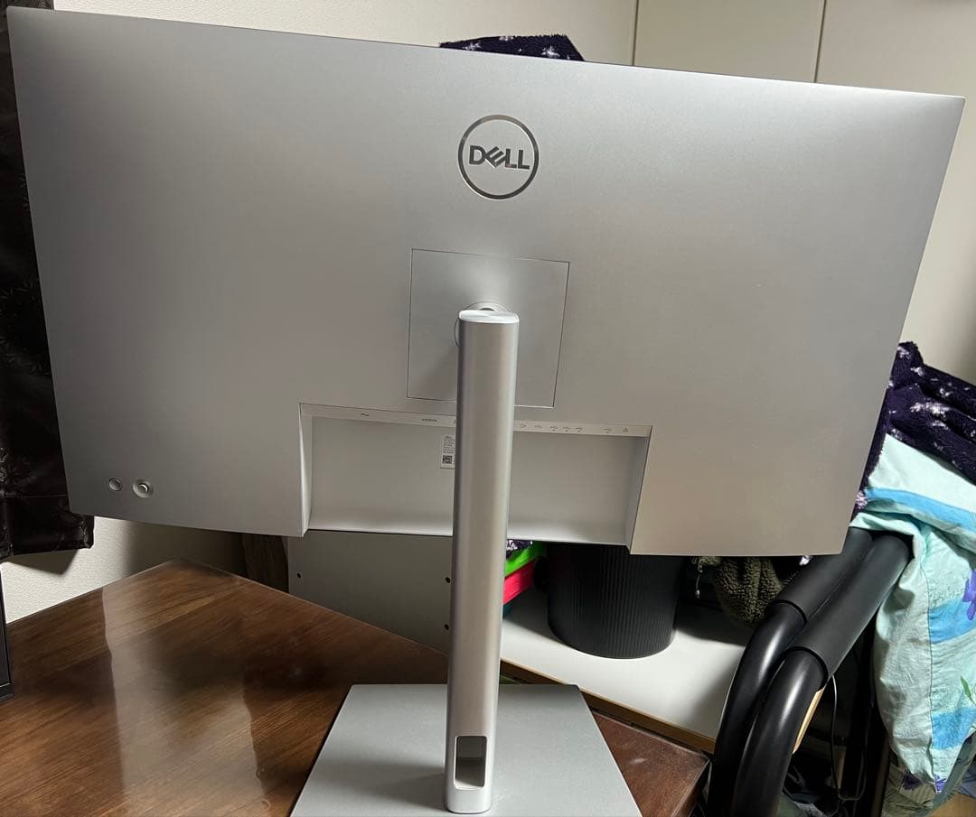 DELL モニター　U3223QE 31.5インチ4K たのメル便(送料込)