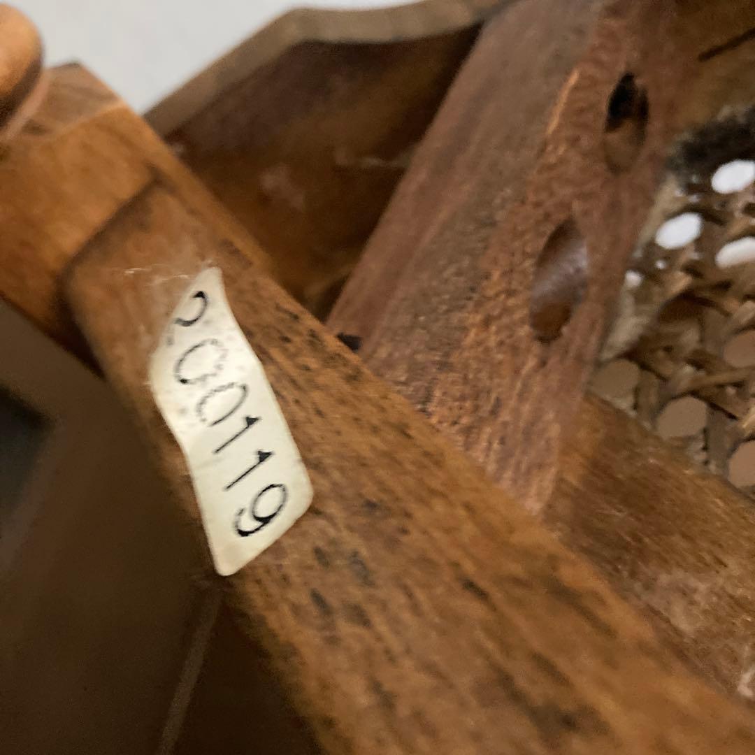 カリモク希少コーナーテーブル