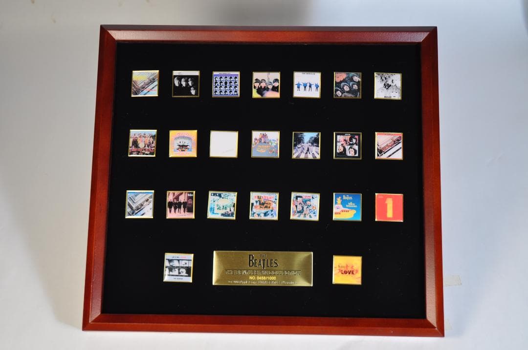 【正規ライセンス品】Beatles アルバムジャケット ピンズフレーム