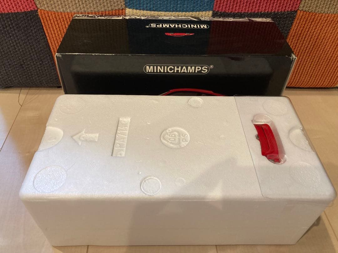 健*様 レア！PMAミニチャンプス 1/18 ポルシェ911 GT3 RSR（2