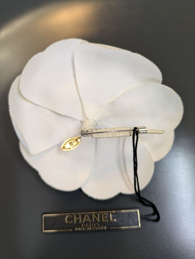 CHANEL シャネル　カメリア　コサージュブローチ