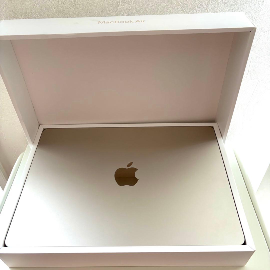 【美品】MacBook Air M2 13インチ8GB/256GB スターライト