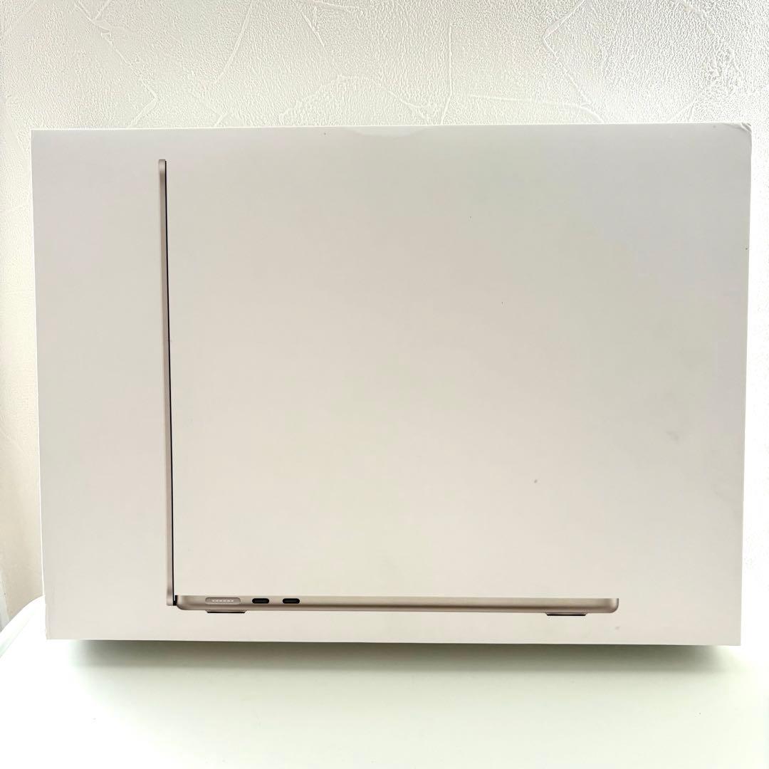 【美品】MacBook Air M2 13インチ8GB/256GB スターライト