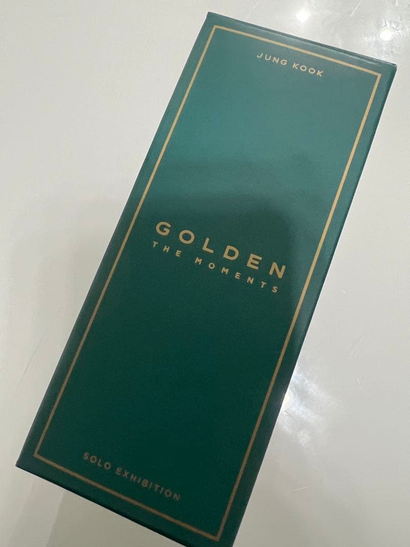 JUNGKOOK GOLDEN 香水 展示会