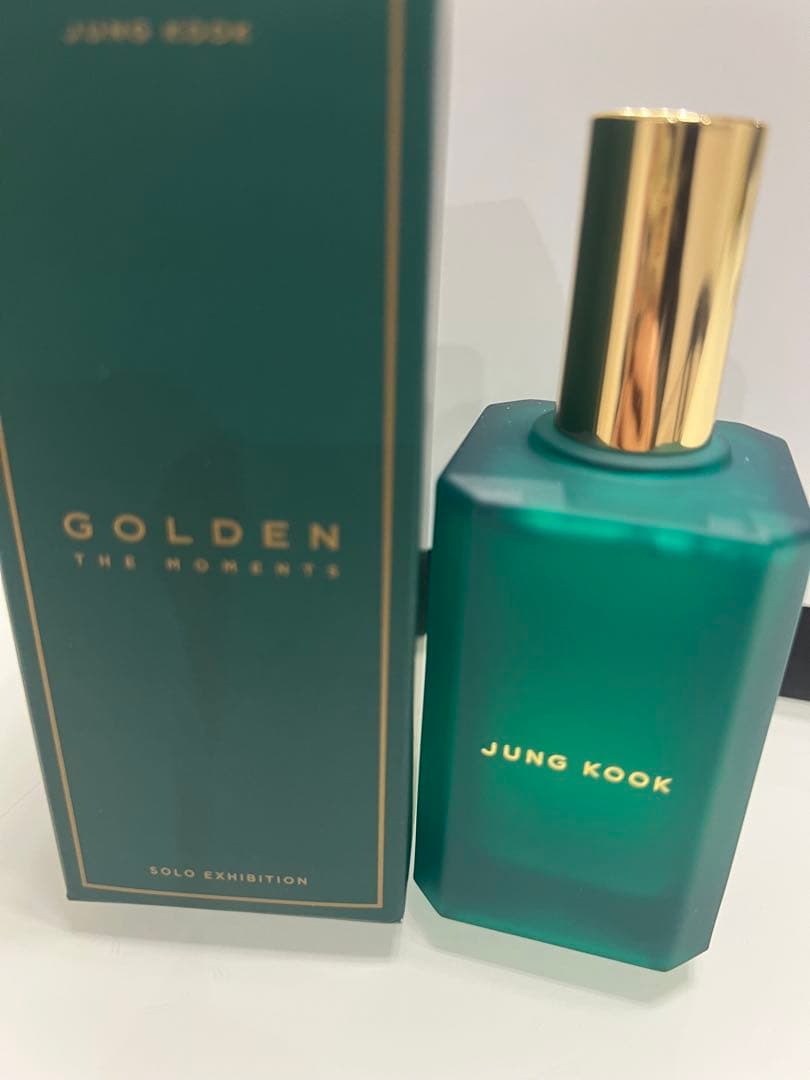 JUNGKOOK GOLDEN 香水 展示会