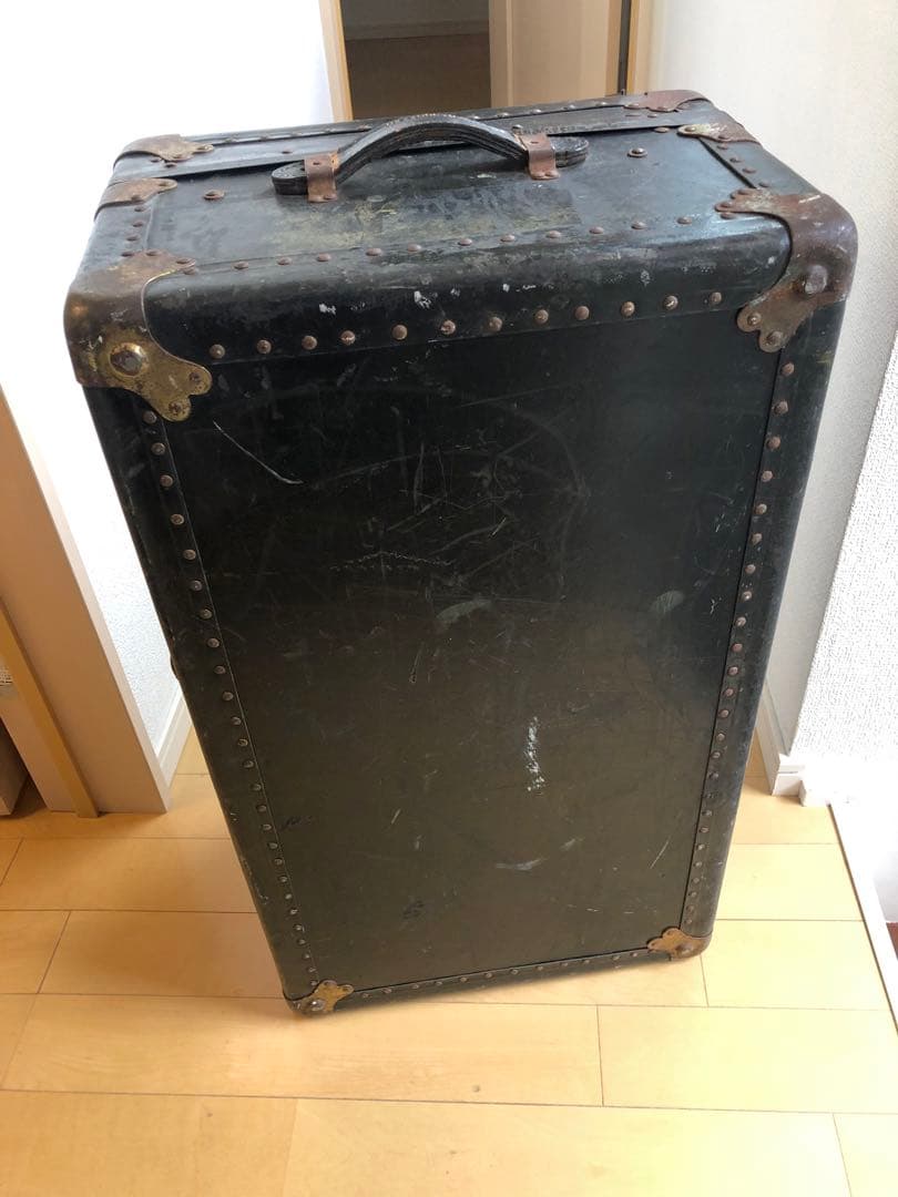 アンティークトランク