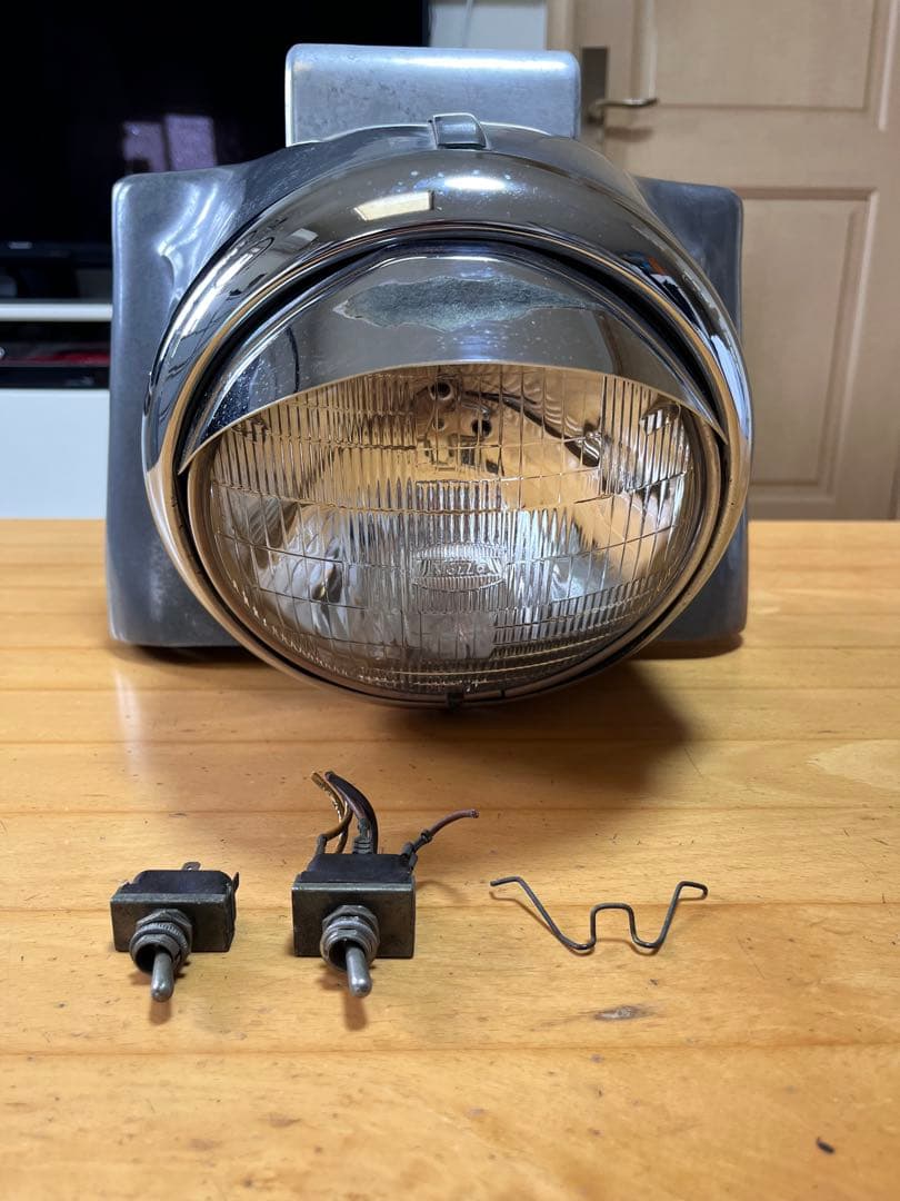 ハーレー ショベル FLH 純正 ナセル ライト バイザー付き 当時物