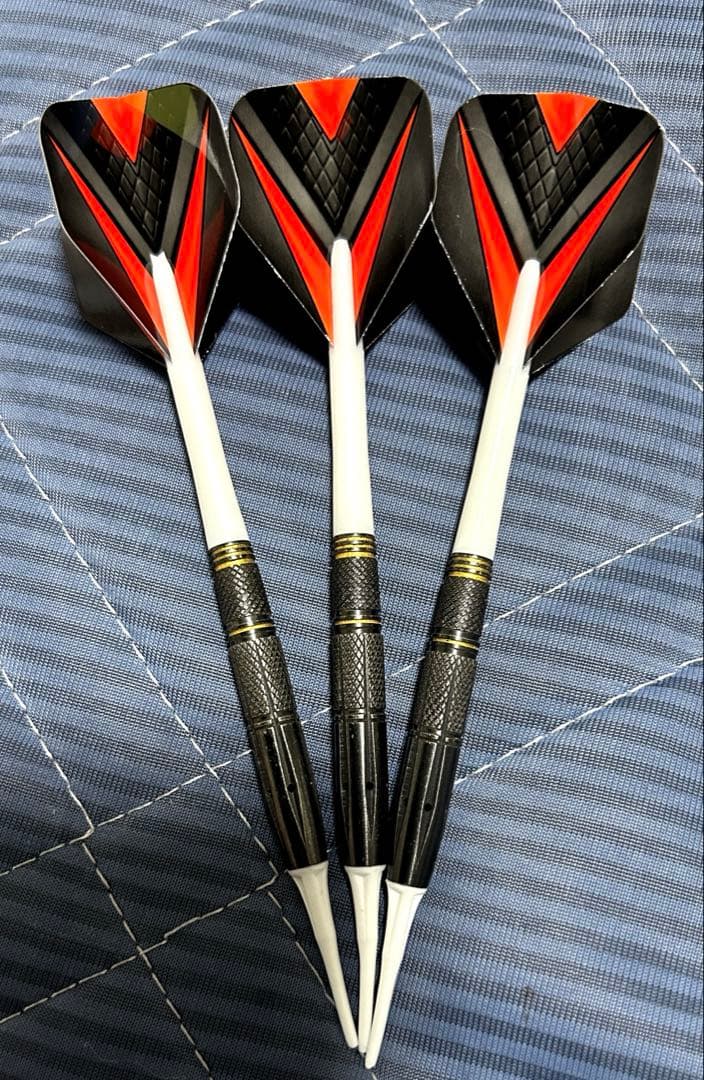 ダーツ　ダイナスティー　エーフロー ブラックライン ジュジャク パク選手モデル