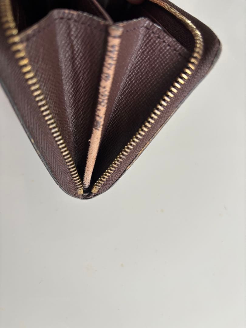 LOUIS VUITTON ケース