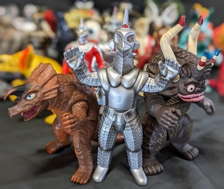 ウルトラセブン＆登場怪獣・宇宙人（バンダイ）ソフビ37体セット＋４
