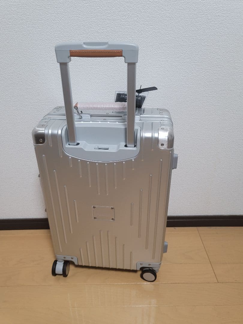 【新品未使用】希少イノベーター最新モデル。ラゲッジタグ付き
