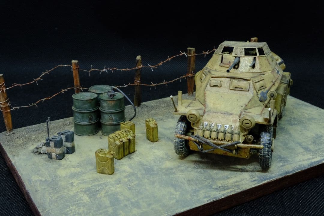 タミヤ【ドイツ軍】 sd.kfz222　1/35完成品　ジオラマベース付き