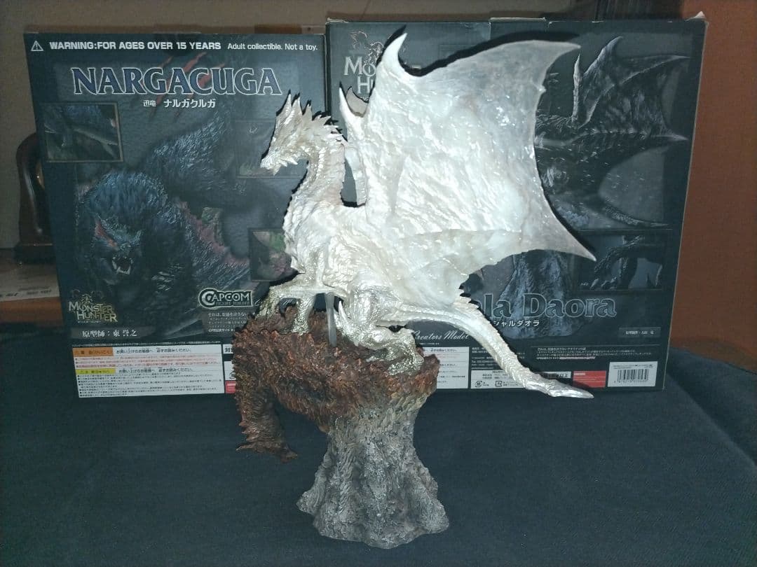 専用　クリエイターズモデル　クシャルダオラ脱皮