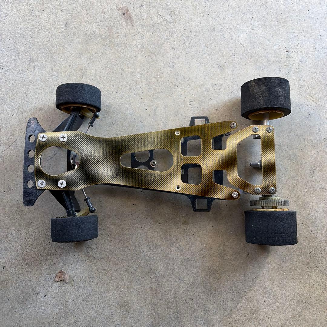 タミヤ 1/12 ポルシェ シャーシ (当時物)