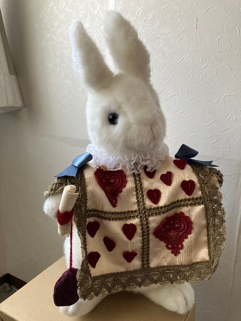 THE MACMILLAN ALICE トランプうさぎ　ぬいぐるみ