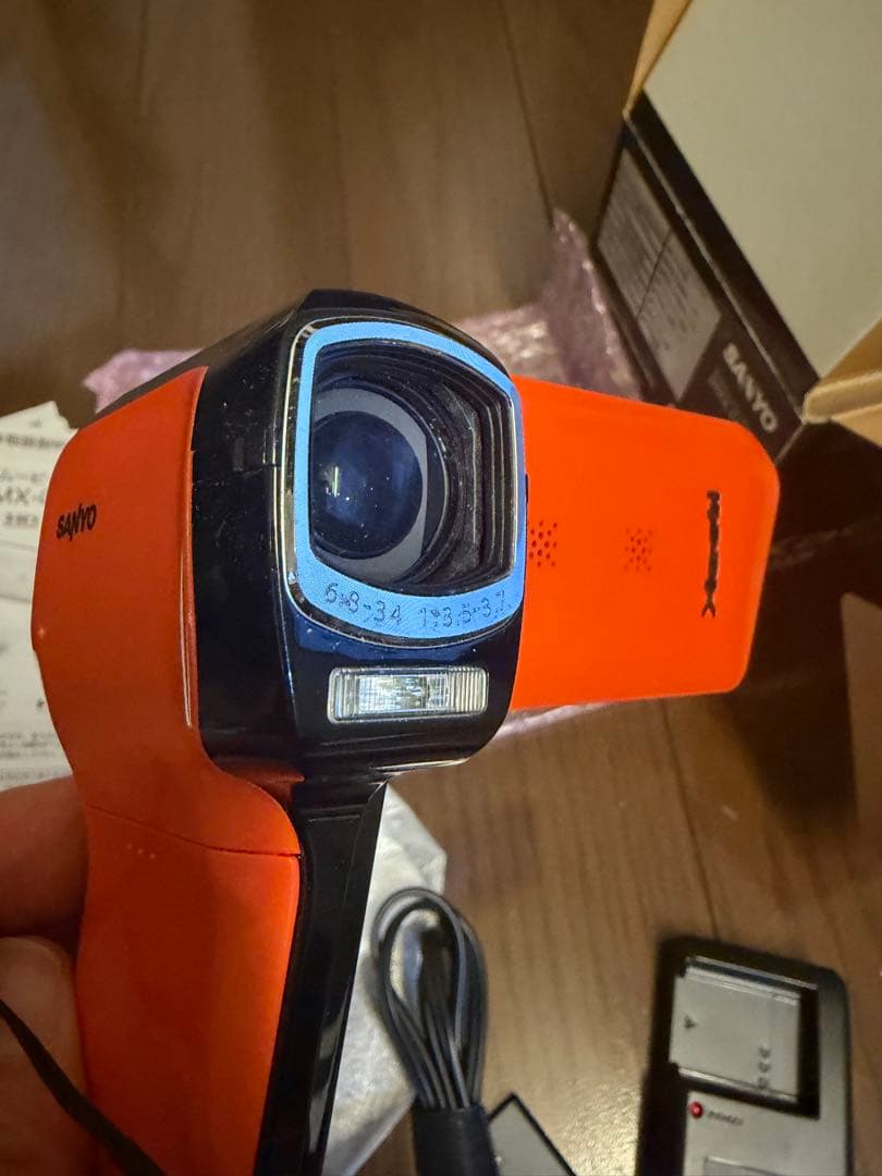 XACTI cg11 オレンジ　箱付