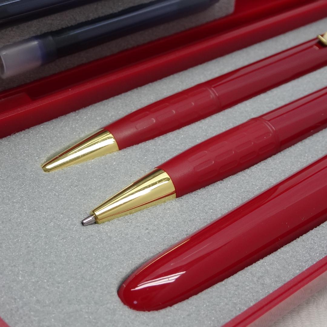 未使用 PILOT 14K 万年筆 ボールペン シャープペン ミラー ケース付き