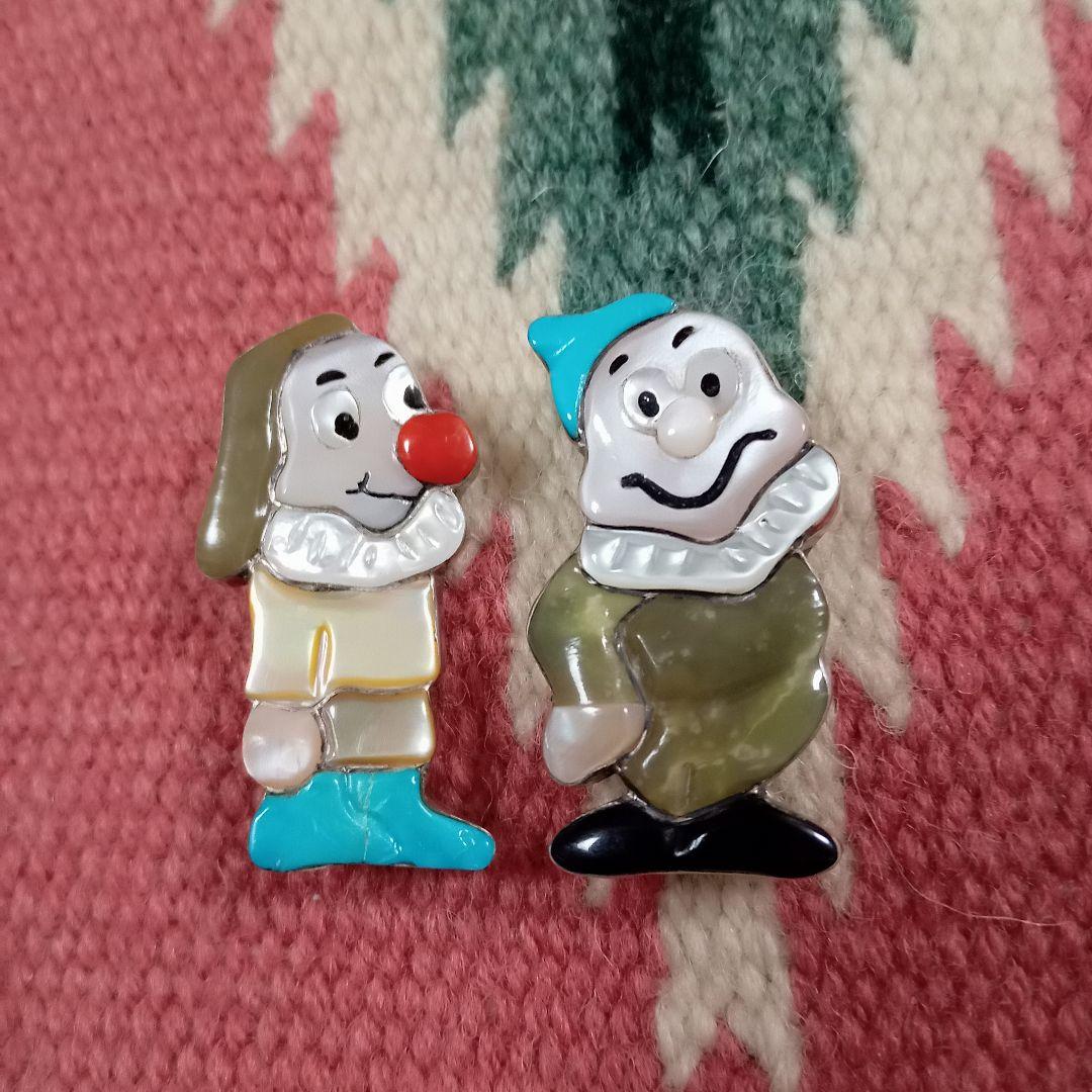 ズニ族　小人ペア　ブローチ インディアンジュエリー