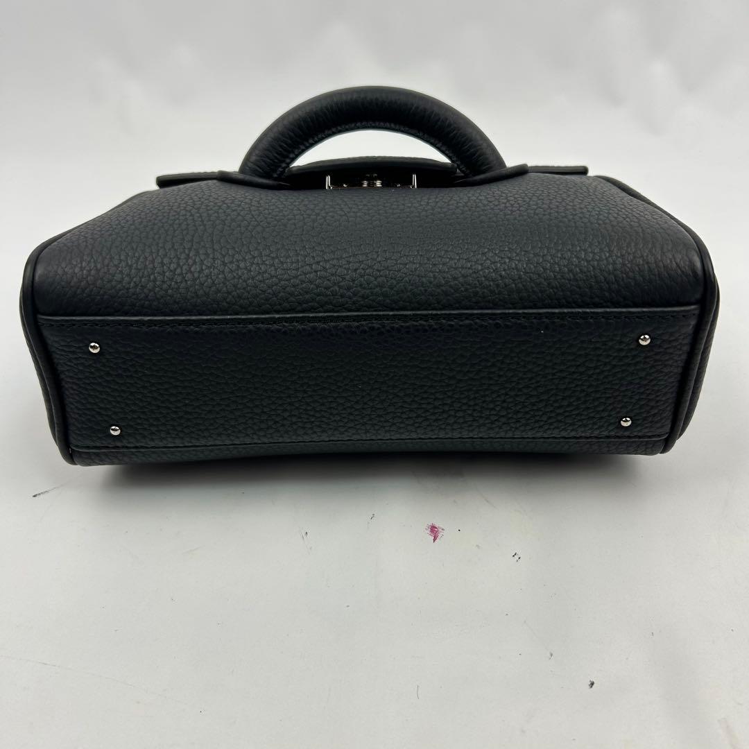 【超美品】ヴァジック　エバーミニミニ　ハンドバッグ　レザー　2wayショルダー