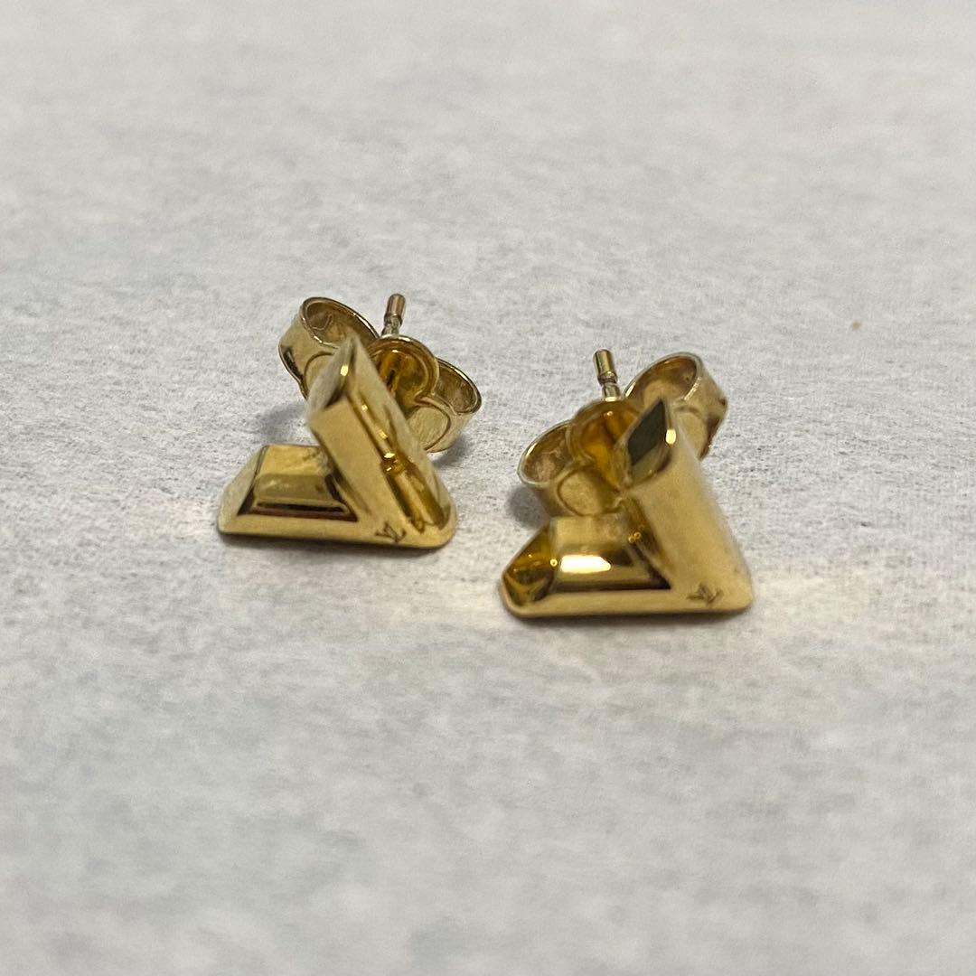 LOUIS VUITTON ピアス