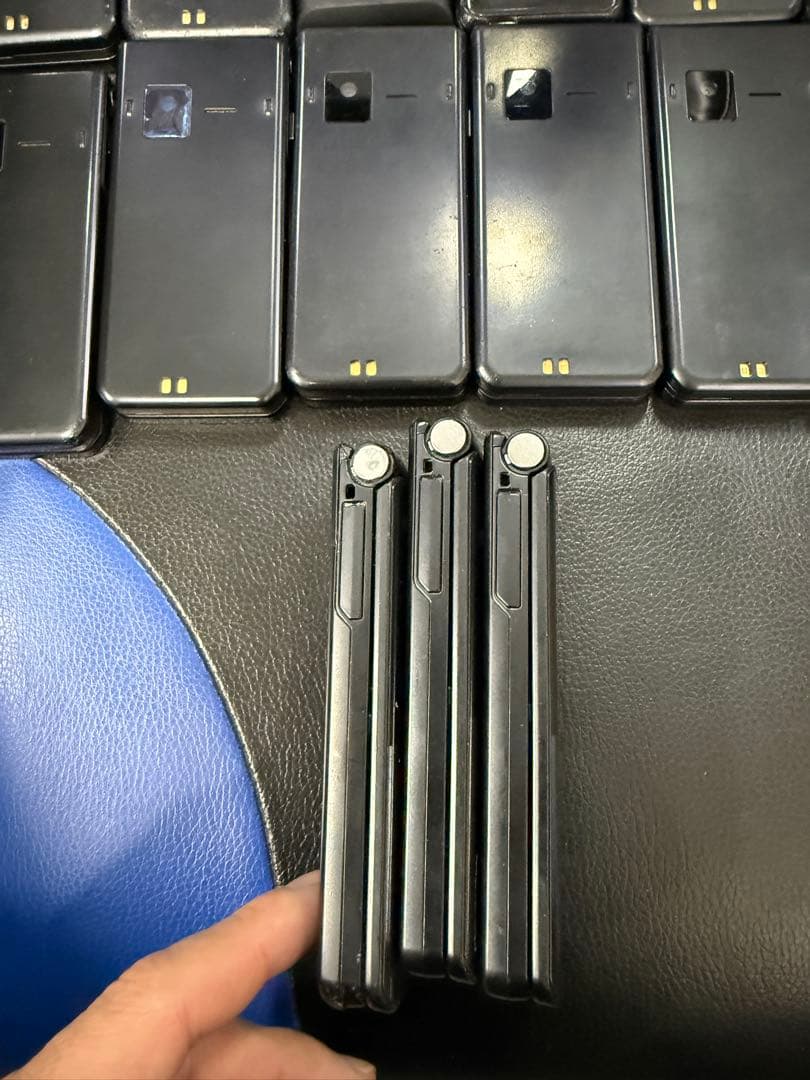 ガラケー、携帯本体まとめ売りバラ売り可セット