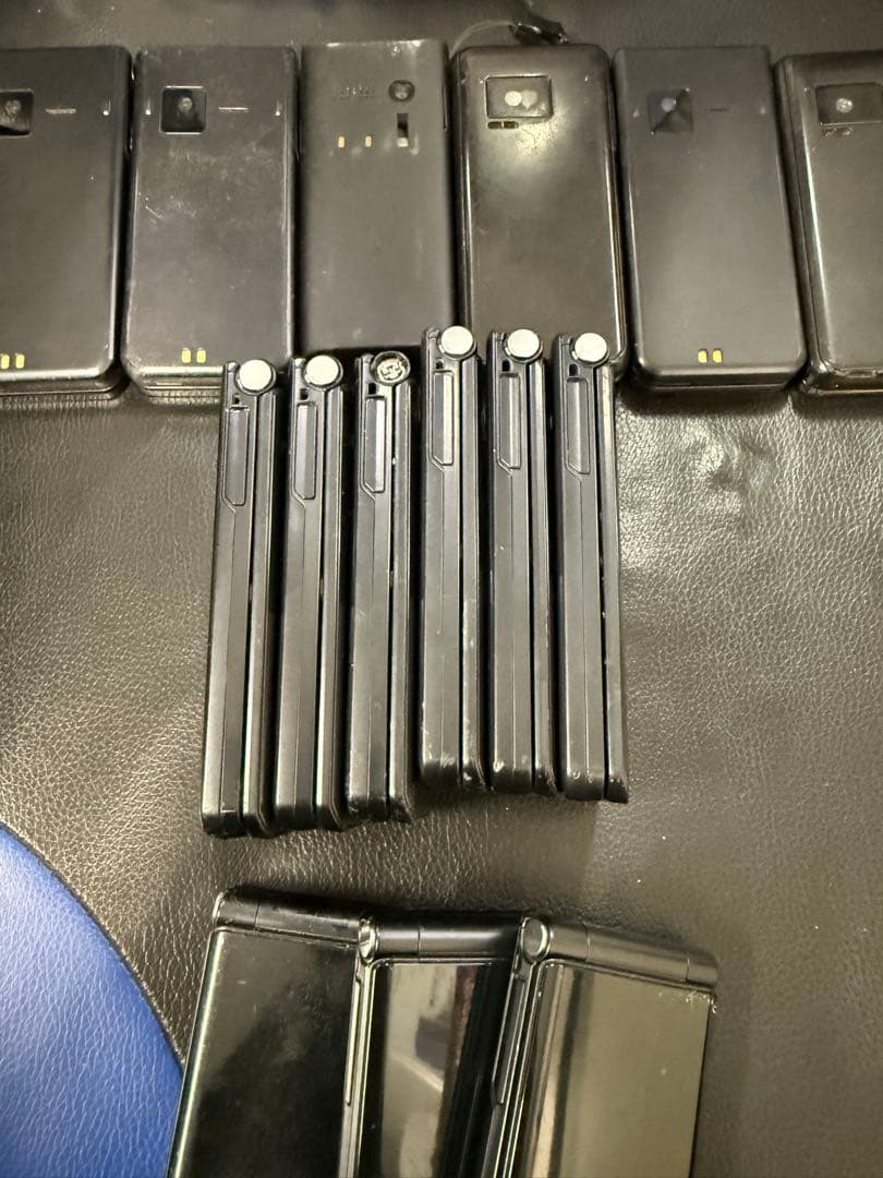 ガラケー、携帯本体まとめ売りバラ売り可セット