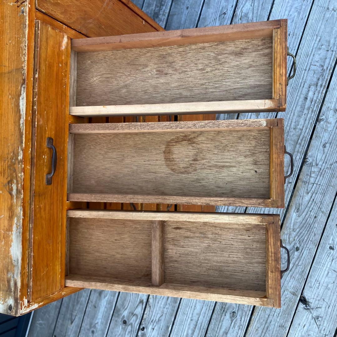 昭和レトロ 古家具 木製収納棚 大工道具棚 サイドボード 整理棚 15杯 古道具