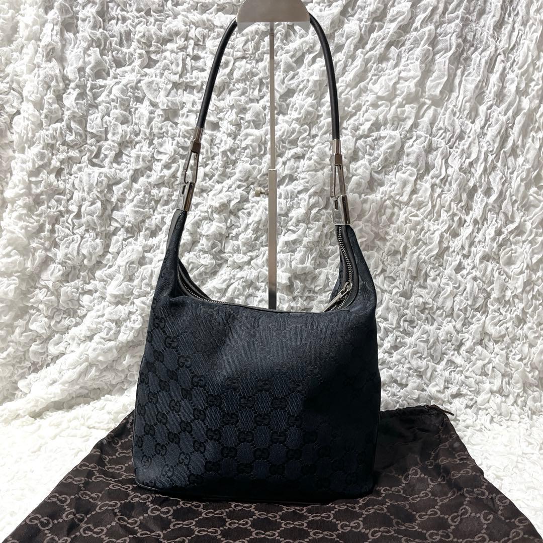 美品✨GUCCI ショルダーバッグ 肩掛け GG柄 ブラック レディース 伊製