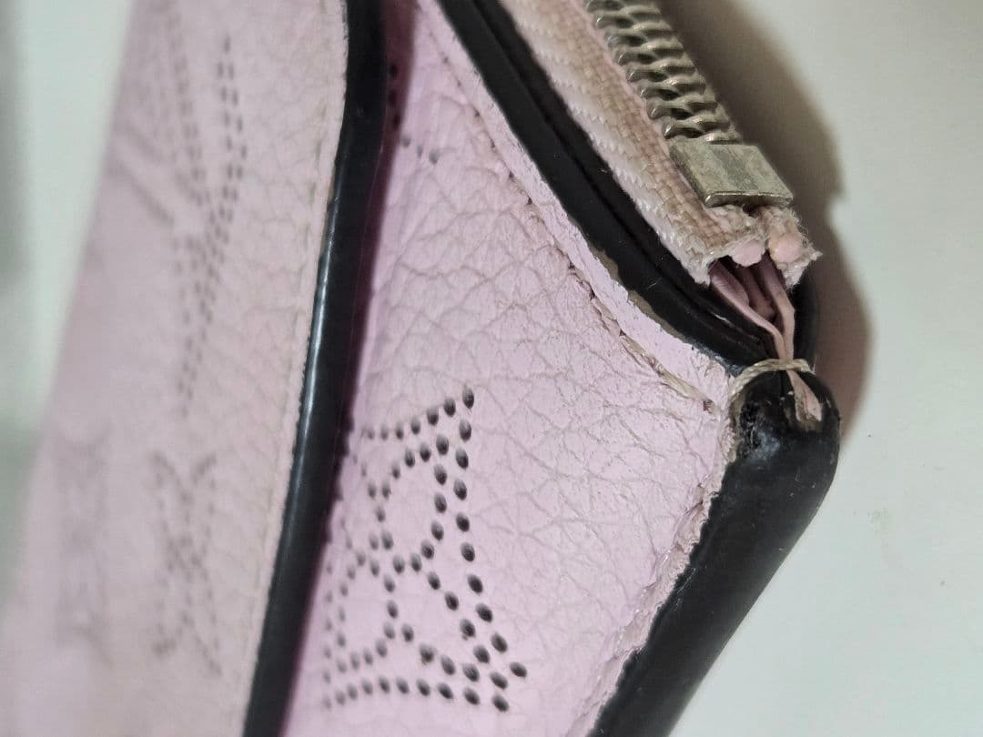 限定色 ルイヴィトン ポルトカルト レクトヴェルソ マヒナ カードケース