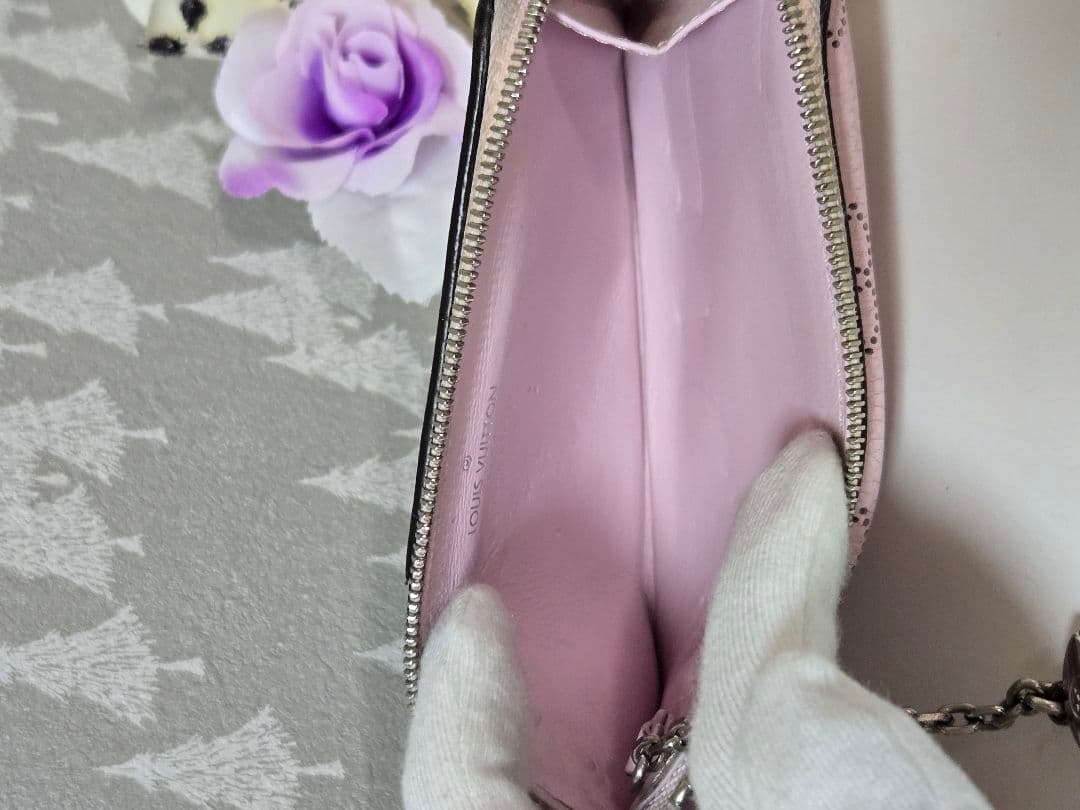 限定色 ルイヴィトン ポルトカルト レクトヴェルソ マヒナ カードケース