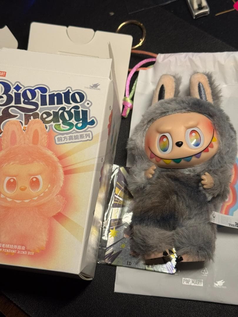 あ*ん様 POP MART ラブブ　エナジー　シークレット　 QRコード認証付き