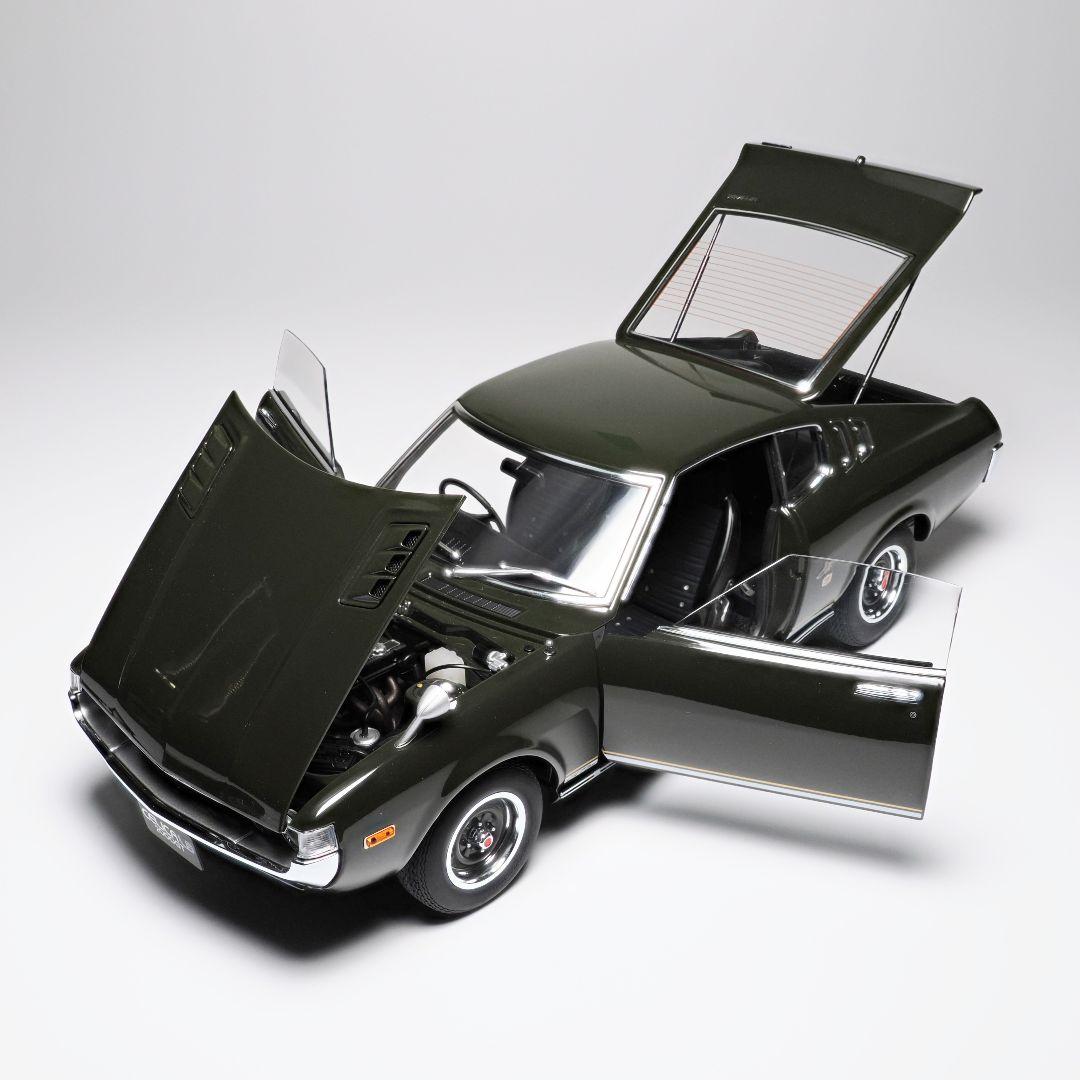 オートアート 1/18 トヨタ セリカ 2000GT モスグリーン