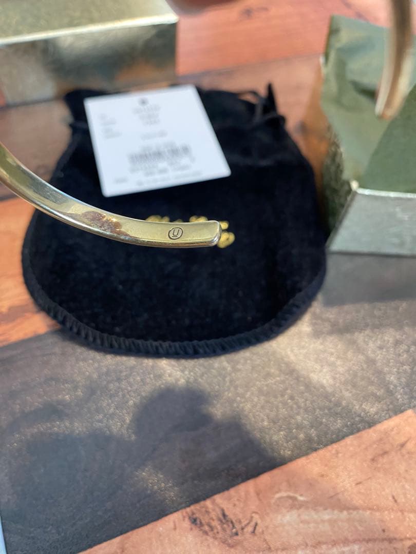 アンダーカバー バングル ブレスレット 女性も可 カッコイイです モテます