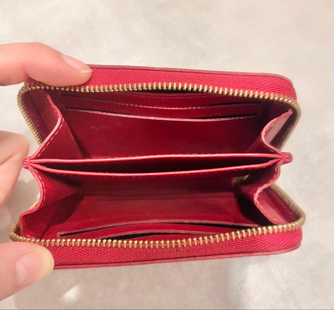 ルイ・ヴィトン レッド ケース