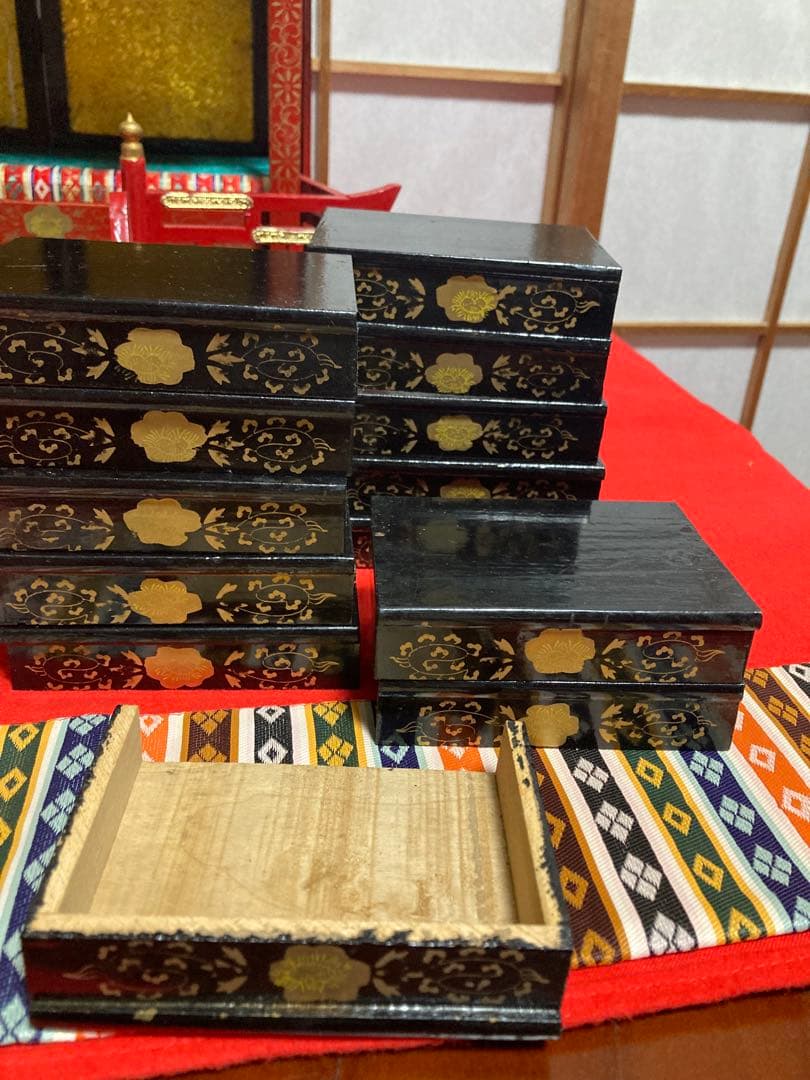 まこちゃん‼️希少❶【木製雛御殿】②【芥子雛】親王・内親王・十三人小ぶり