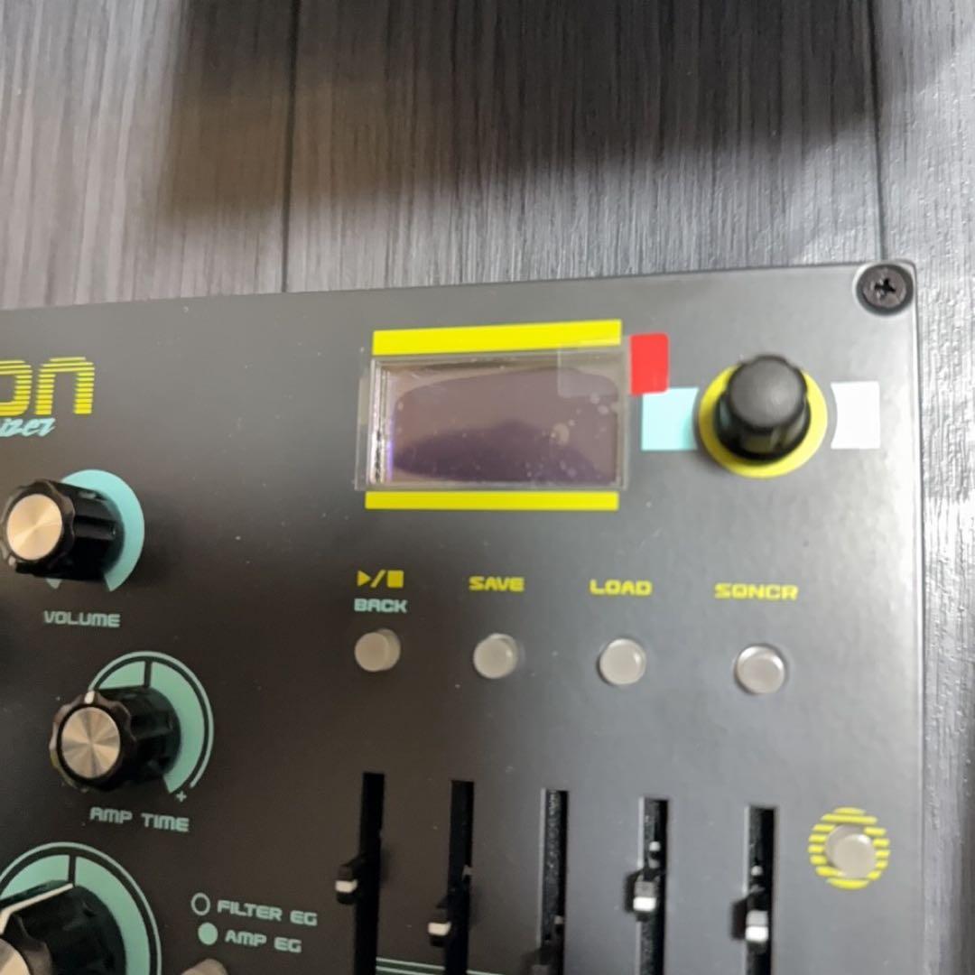dreadbox TYPHON アナログシンセサイザー