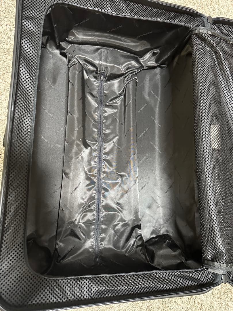 超稀少！！　PORSCHE × RIMOWA (ポルシェ純正アクセサリー)74L