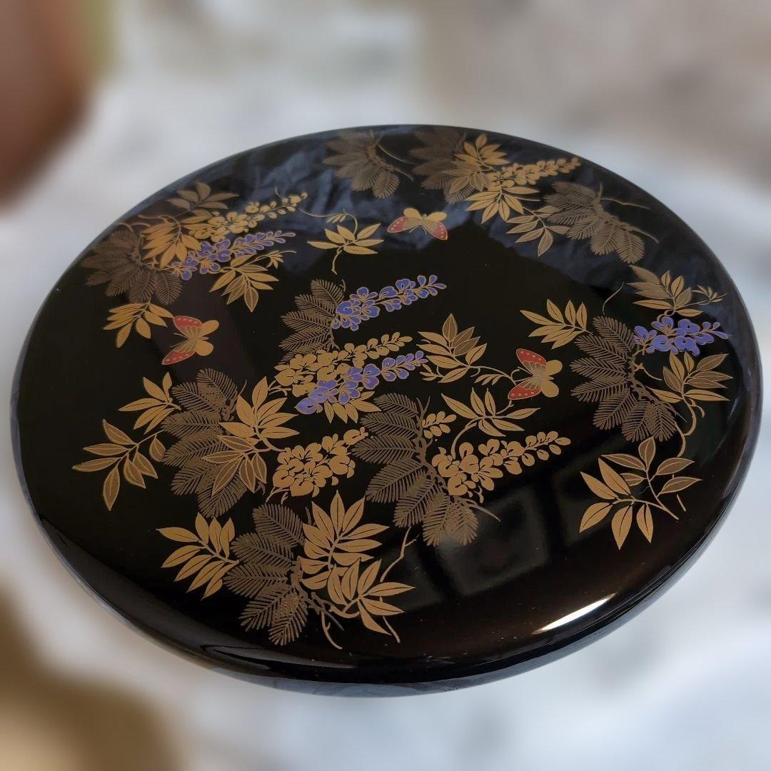 漆器 円形 黒地 花柄 専用箱付き