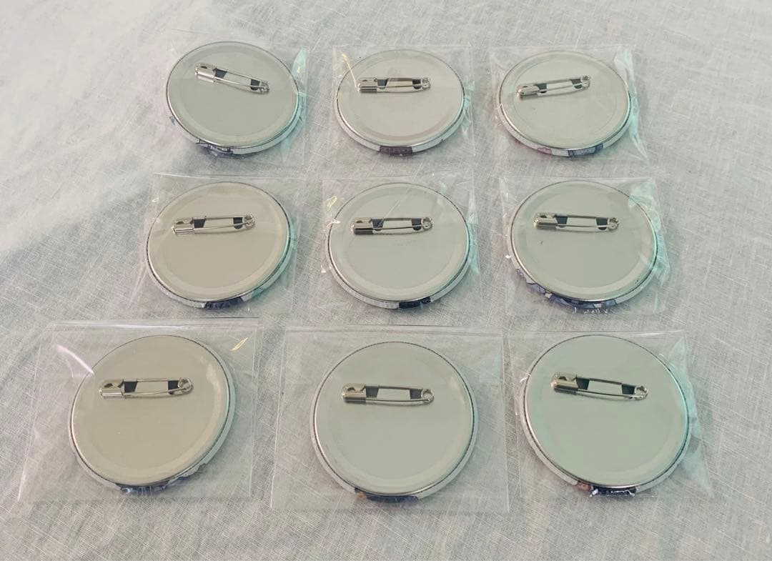 名探偵コナン キラキラ缶バッジ こんぺいとうver. セット