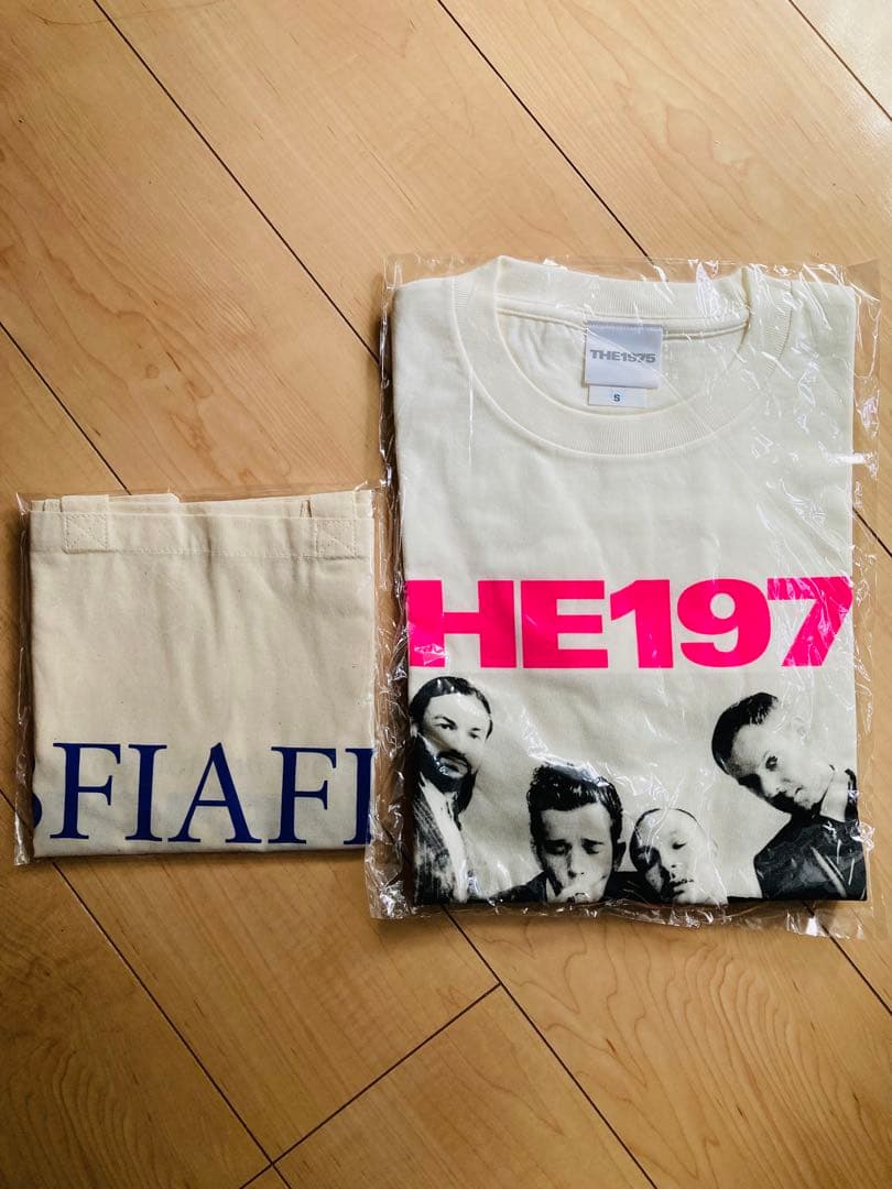 THE1975 ホワイトTシャツ Sサイズ トートバッグ付き